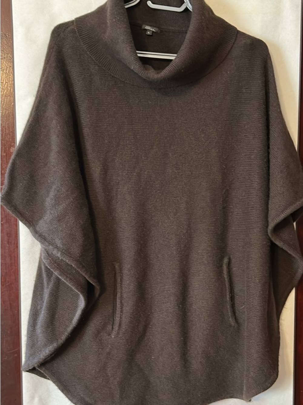 Pure Amici 100% Cashmere Poncho Sweater Turtleneck Kangaroo Pocket Large
